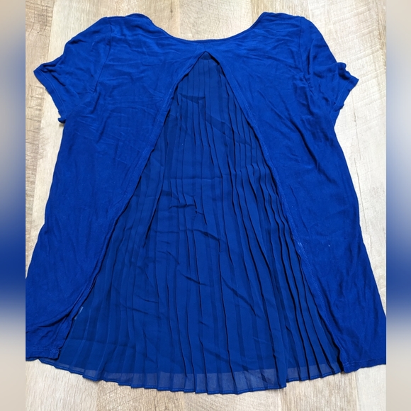 Express Royal Blue Crinkle Cut Back Top - Picture 3 of 7